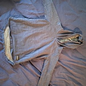 Long sleeve hooded pullover